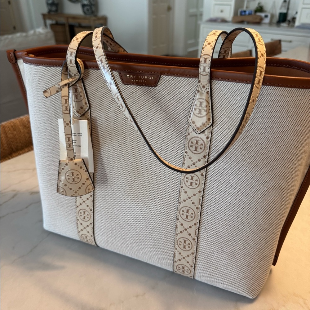 Tory Burch Perry Canvas Triple Compartment Tote Bag in New Cream
NWT